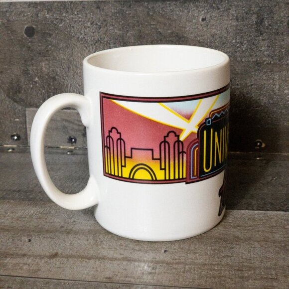 VINTAGE UNIVERSAL STUDIOS HOLLYWOOD PARK SOUVENIR COFFEE MUG DINER RETRO AD 90S - Picture 4 of 7